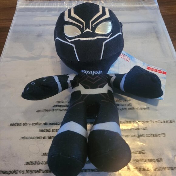 Black Panther Plush Marvel 8-Inch Stuffed Animal Collectable NEW NWT - Picture 1 of 5